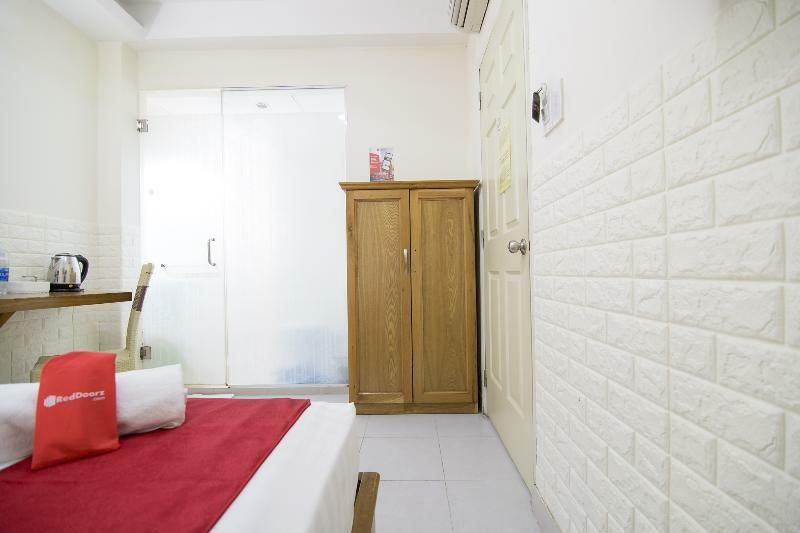 Hotel Reddoorz @ Pham Ngu Lao Street 3 Thành Pho Ho Chí Minh Esterno foto