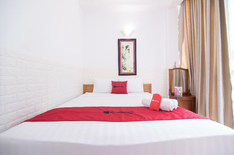 Hotel Reddoorz @ Pham Ngu Lao Street 3 Thành Pho Ho Chí Minh Esterno foto