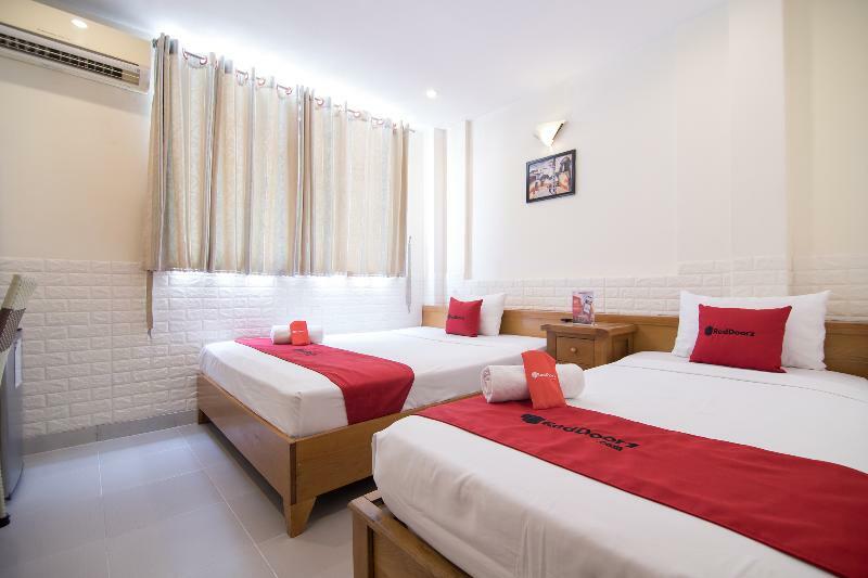 Hotel Reddoorz @ Pham Ngu Lao Street 3 Thành Pho Ho Chí Minh Esterno foto
