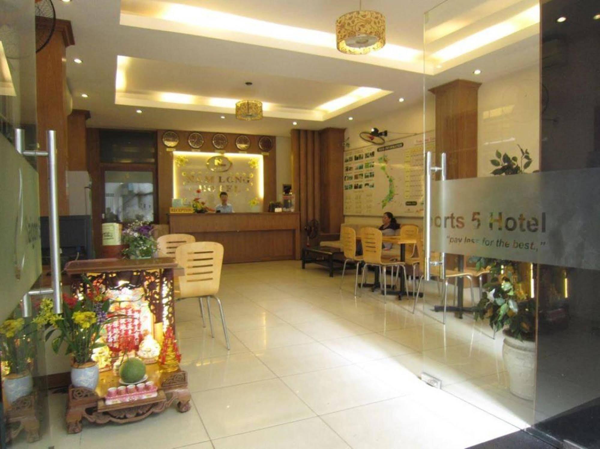 Hotel Reddoorz @ Pham Ngu Lao Street 3 Thành Pho Ho Chí Minh Esterno foto